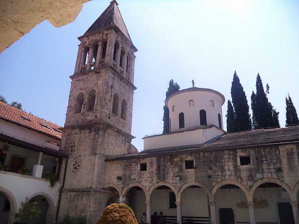 Monasterio de Krka