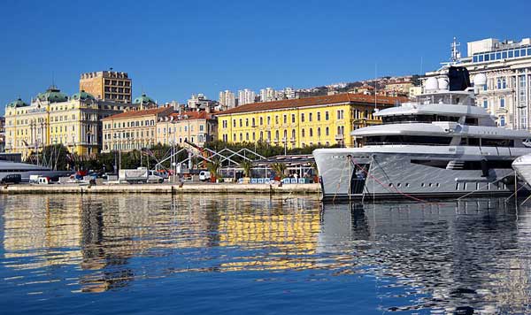 Riva, Rijeka